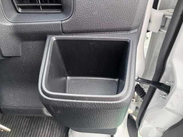 ハイゼットカーゴＤＸ　４ＷＤ４ＷＤ　スマートアシスト　キーレスリモコン　フロントパワーウインド　両側リアスライドドア　コーナーセンサー　マニュアルエアコン　オートライト　アイドリングストップ（石川県）の中古車