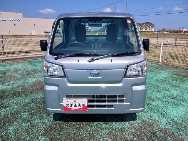 ハイゼットトラックスタンダード　４ＷＤ４ＷＤ　ＡＭ／ＦＭラジオ　スマアシ　ハロゲンヘッドライト　オートライト　オートマチックハイビーム　ラバーマット（石川県）の中古車