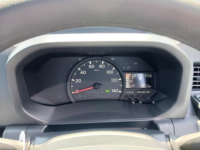 ハイゼットトラックスタンダード　４ＷＤ４ＷＤ　ＡＭ／ＦＭラジオ　スマアシ　ハロゲンヘッドライト　オートライト　オートマチックハイビーム　ラバーマット（石川県）の中古車