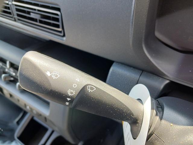 ハイゼットトラックスタンダード　４ＷＤ４ＷＤ　ＡＭ／ＦＭラジオ　スマアシ　ハロゲンヘッドライト　オートライト　オートマチックハイビーム　ラバーマット（石川県）の中古車