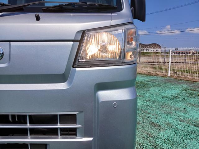 ハイゼットトラックスタンダード　４ＷＤ４ＷＤ　ＡＭ／ＦＭラジオ　スマアシ　ハロゲンヘッドライト　オートライト　オートマチックハイビーム　ラバーマット（石川県）の中古車