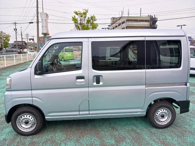 ハイゼットカーゴＤＸ　４ＷＤスマアシ　ラジオ　キーレスエントリー　マニュアルエアコン　パワーウインドウ　オートライト　ハンド式サイドブレーキ　ハロゲンヘッドライト　アイドリングストップ（石川県）の中古車