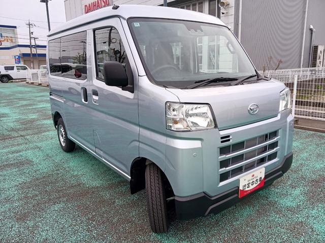 ハイゼットカーゴＤＸ　４ＷＤスマアシ　ラジオ　キーレスエントリー　マニュアルエアコン　パワーウインドウ　オートライト　ハンド式サイドブレーキ　ハロゲンヘッドライト　アイドリングストップ（石川県）の中古車