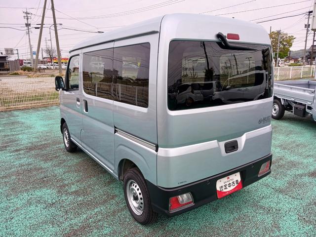 ハイゼットカーゴＤＸ　４ＷＤスマアシ　ラジオ　キーレスエントリー　マニュアルエアコン　パワーウインドウ　オートライト　ハンド式サイドブレーキ　ハロゲンヘッドライト　アイドリングストップ（石川県）の中古車