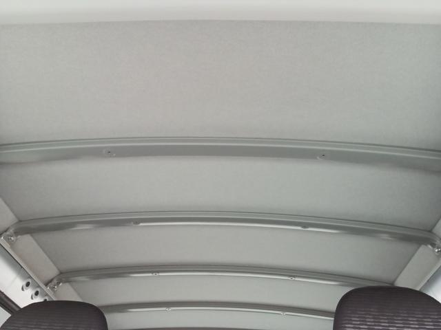 ハイゼットカーゴＤＸ　４ＷＤスマアシ　ラジオ　キーレスエントリー　マニュアルエアコン　パワーウインドウ　オートライト　ハンド式サイドブレーキ　ハロゲンヘッドライト　アイドリングストップ（石川県）の中古車