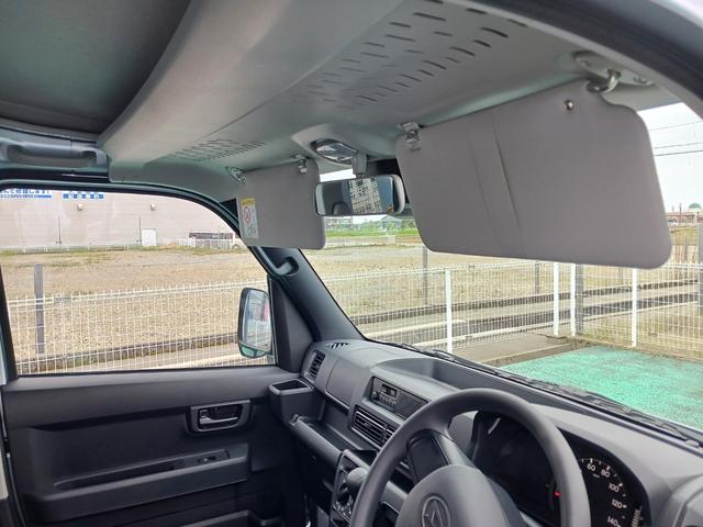 ハイゼットカーゴＤＸ　４ＷＤスマアシ　ラジオ　キーレスエントリー　マニュアルエアコン　パワーウインドウ　オートライト　ハンド式サイドブレーキ　ハロゲンヘッドライト　アイドリングストップ（石川県）の中古車