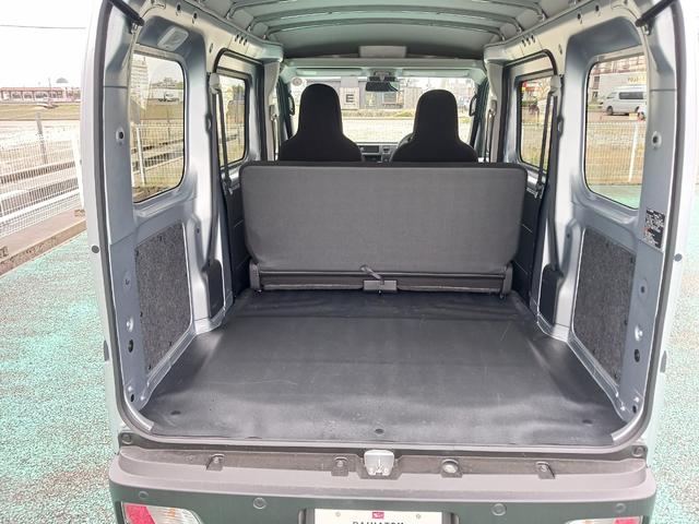 ハイゼットカーゴＤＸ　４ＷＤスマアシ　ラジオ　キーレスエントリー　マニュアルエアコン　パワーウインドウ　オートライト　ハンド式サイドブレーキ　ハロゲンヘッドライト　アイドリングストップ（石川県）の中古車