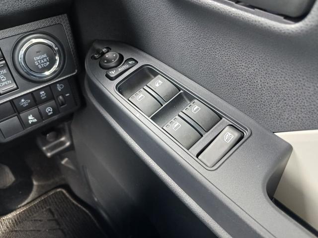 タントＸリミテッド純正７インチナビ　バックカメラ　スマアシ　シートヒーター　電動パーキングブレーキ・ブレーキホールド機能　オートライト　両側パワースライドドア　キーフリー（石川県）の中古車