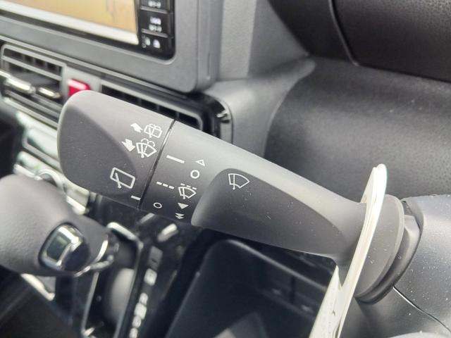 タントカスタムＸリミテッド　４ＷＤ４ＷＤ　純正７インチナビ　バックカメラ　ＥＴＣ　スマアシ　シートヒーター　電動パーキングブレーキ・ブレーキホールド機能　オートライト　両側パワースライドドア　キーフリー（石川県）の中古車