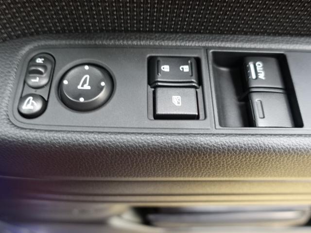 N−VAN+スタイルファン6MT 純正ナビ バックカメラ ETC ホンダセンシング 無限シフトノブ 無限ドアバイザー(石川県)の中古車