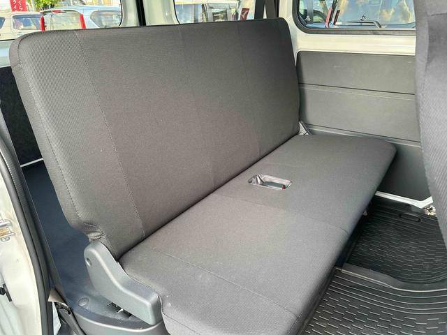 ハイゼットカーゴＤＸ　４ＷＤ走行無制限１年間保証　４ＷＤ　コーナーセンサー　ＣＶＴ車　オートハイビーム　アイドリングストップ　キーレスエントリー　横滑り防止装置　ラジオ（石川県）の中古車