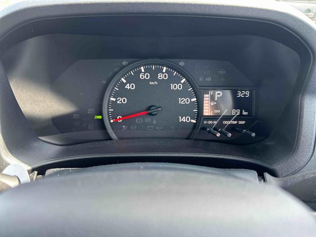 ハイゼットカーゴＤＸ　４ＷＤ走行無制限１年間保証　４ＷＤ　コーナーセンサー　ＣＶＴ車　オートハイビーム　アイドリングストップ　キーレスエントリー　横滑り防止装置　ラジオ（石川県）の中古車