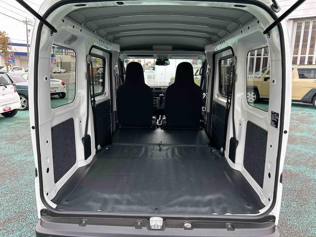 ハイゼットカーゴＤＸ走行無制限１年保証　４ＷＤ　コーナーセンサー　ＡＭ／ＦＭラジオ　エアコン　衝突回避支援ブレーキ　オートライト　キーレスエントリー　オーバーヘッドシェルフ（石川県）の中古車
