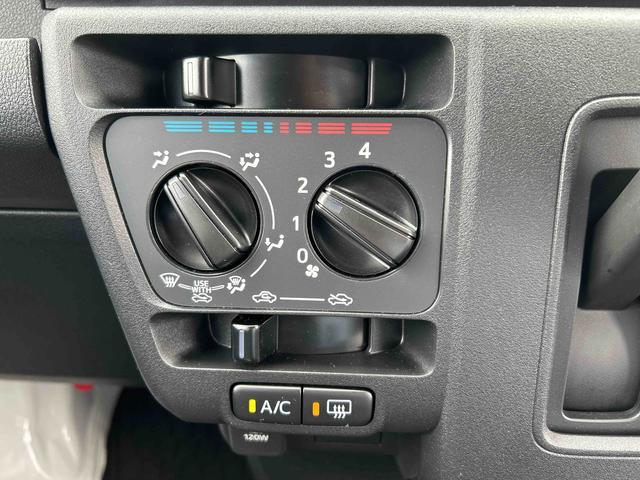 ハイゼットカーゴＤＸ走行無制限１年保証　４ＷＤ　コーナーセンサー　ＡＭ／ＦＭラジオ　エアコン　衝突回避支援ブレーキ　オートライト　キーレスエントリー　オーバーヘッドシェルフ（石川県）の中古車