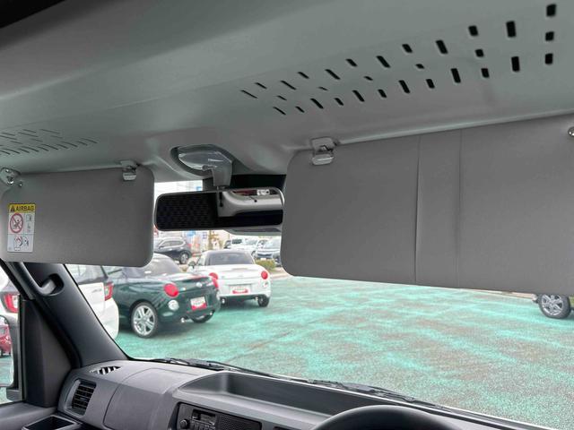 ハイゼットカーゴＤＸ走行無制限１年保証　４ＷＤ　コーナーセンサー　ＡＭ／ＦＭラジオ　エアコン　衝突回避支援ブレーキ　オートライト　キーレスエントリー　オーバーヘッドシェルフ（石川県）の中古車