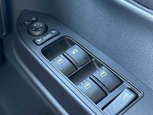 タントファンクロス走行無制限１年保証　４ＷＤ　純正ディスプレイオーディオ　バックカメラ　パノラマモニター　衝突回避支援ブレーキ　コーナーセンサー　両側パワースライドドア　シートヒーター　ＥＴＣ車載器　オートライト（石川県）の中古車