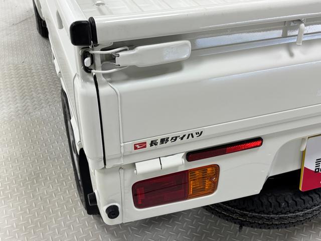 ハイゼットトラックジャンボＣＤチューナー　ＥＴＣ　マニュアルエアコン　荷台作業灯　フォグランプ　ＡＴ　４ＷＤ（長野県）の中古車