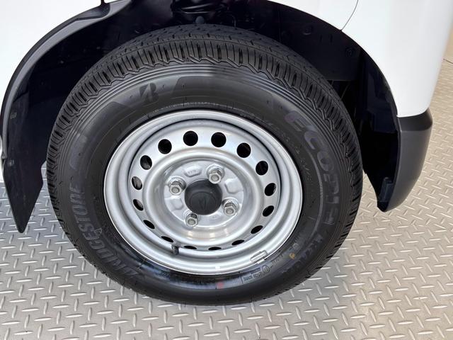 ハイゼットカーゴＤＸＡＭ・ＦＭラジオ　オートライト　マニュアルエアコン　ＣＶＴ　４ＷＤ（長野県）の中古車