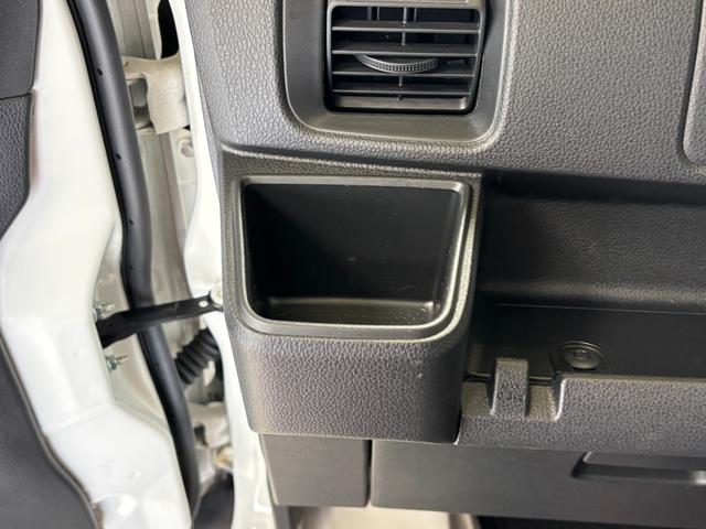 ハイゼットカーゴＤＸＡＭ・ＦＭラジオ　オートライト　マニュアルエアコン　ＣＶＴ　４ＷＤ（長野県）の中古車
