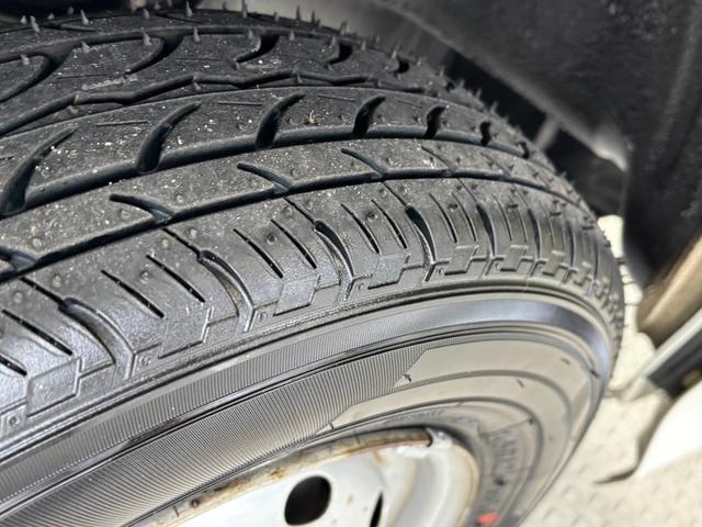 ハイゼットトラックＥＸＴＣＤチューナー　マニュアルエアコン　ＭＴ　リヤ４枚リーフスプリング　荷台作業灯（長野県）の中古車