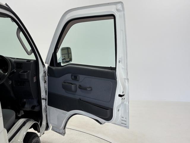 ハイゼットトラックＥＸＴＣＤチューナー　マニュアルエアコン　ＭＴ　リヤ４枚リーフスプリング　荷台作業灯（長野県）の中古車