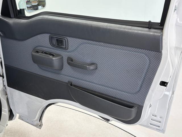 ハイゼットトラックＥＸＴＣＤチューナー　マニュアルエアコン　ＭＴ　リヤ４枚リーフスプリング　荷台作業灯（長野県）の中古車