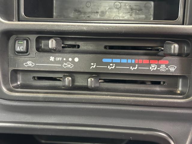 ハイゼットトラックＥＸＴＣＤチューナー　マニュアルエアコン　ＭＴ　リヤ４枚リーフスプリング　荷台作業灯（長野県）の中古車