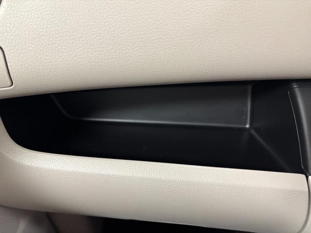 デイズルークスＸＡＭ／ＦＭチューナー　オートエアコン　片側電動スライドドア　プッシュスタート　ハロゲン　格納式テーブル　ショッピングフック　キーフリー　１４インチフルホイールキャップ　エマージェンシーブレーキ（長野県）の中古車