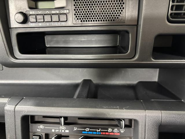 ハイゼットトラックスタンダード　農用スペシャルＭＴ５　ＡＭ／ＦＭチューナー　マニュアルエアコン　パワーステアリング　４ＤＷ切替　スーパーデフロック　大型荷台作業灯　ゲートプロテクター　ハロゲンヘッドランプ（長野県）の中古車