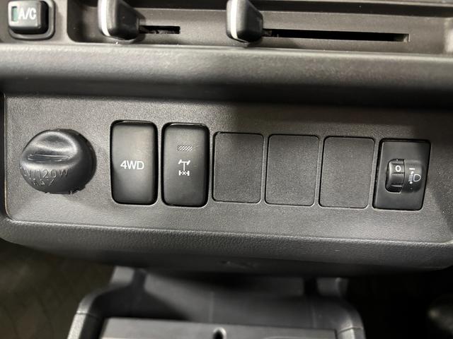 ハイゼットトラックスタンダード　農用スペシャルＭＴ５　ＡＭ／ＦＭチューナー　マニュアルエアコン　パワーステアリング　４ＤＷ切替　スーパーデフロック　大型荷台作業灯　ゲートプロテクター　ハロゲンヘッドランプ（長野県）の中古車