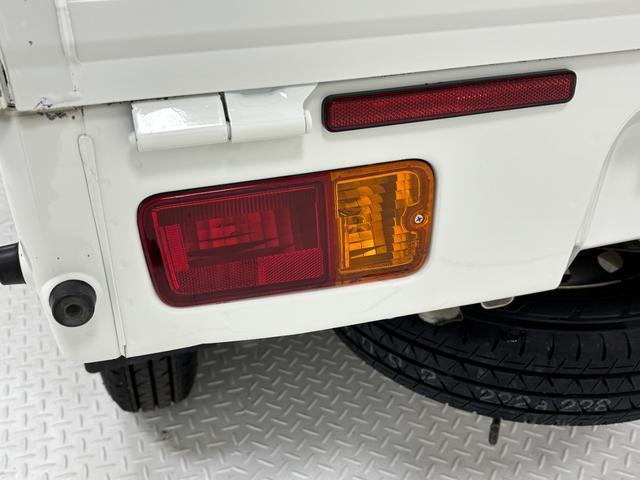 ハイゼットトラックスタンダード　農用スペシャルＭＴ５　ＡＭ／ＦＭチューナー　マニュアルエアコン　パワーステアリング　４ＤＷ切替　スーパーデフロック　大型荷台作業灯　ゲートプロテクター　ハロゲンヘッドランプ（長野県）の中古車