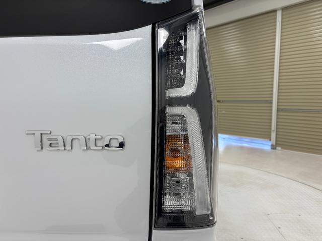 タントカスタムＲＳターボ　防錆塗装済　追従機能　ＥＴＣ　ナビ　バックカメラ　Ｂｌｕｅｔｏｏｔｈ　ＵＳＢ　両側電動スライドドア　ミラクルオープンドア　両側シートヒーター　格納式テーブル　ＬＥＤ　キーフリー　スマアシ（長野県）の中古車