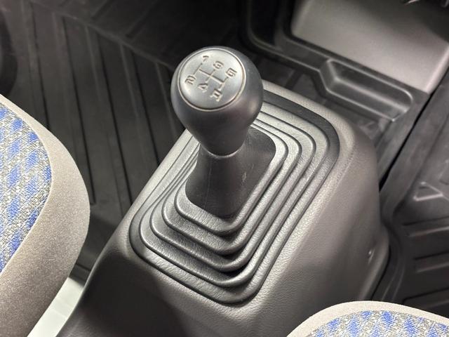 アクティトラックＳＤＸＭＴ５　ＡＭ．ＦＭチューナー　マニュアルエアコン　テールゲートチェーン　荷台ランプ　アクセサリーソケット　ショッピングフック　フォグランプ　認定中古車（長野県）の中古車