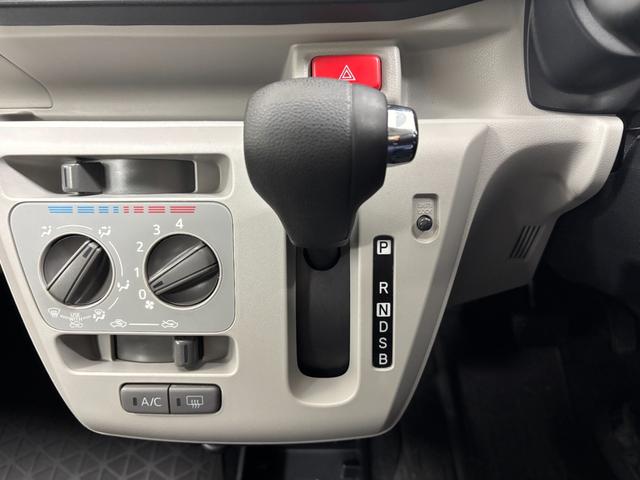 ミライースＸ　ＳＡIII純正ナビ　バックカメラ　Ｂｌｕｅｔｏｏｔｈ　フルセグ　ハンズフリー　マニュアルエアコン　パンク応急修理キット　ＬＥＤヘッドランプ　電動格納ミラー　ｓセンターフロアトレイ　キーレスエントリー　スマアシ（長野県）の中古車