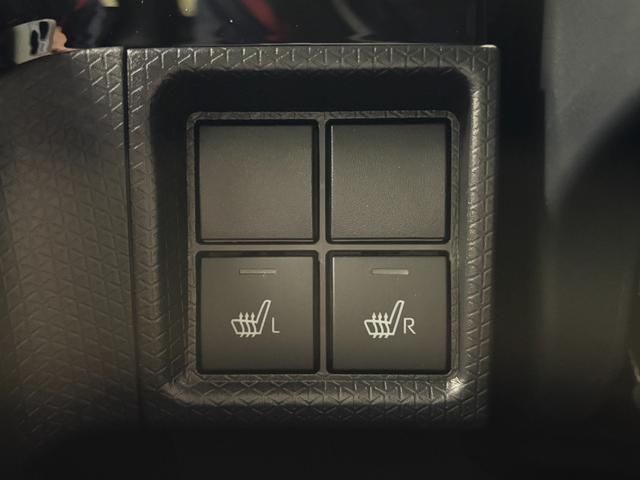 タントカスタムＲＳリミテッドターボ　追従機能　オーディオレス　ＵＳＢソケット　両側電動スライドドア　ミラクルオープンドア　両側シートヒーター　格納式テーブル　電動格納ミラー　ＬＥＤ　オートライト機能　キーフリー　スマアシ（長野県）の中古車