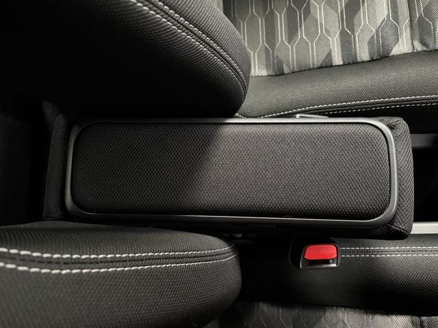 タフトＧターボ　ダーククロムベンチャーターボ　追従機能　オーディオレス　ＵＳＢソケット　スカイフィールトップ　両側シートヒーター　電動格納ミラー　電動パーキングブレーキ　プッシュスタート　ＬＥＤ　オートライト　キーフリー　スマアシ（長野県）の中古車