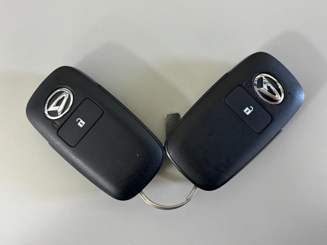 タフトＧターボ　ダーククロムベンチャーターボ　追従機能　オーディオレス　ＵＳＢソケット　スカイフィールトップ　両側シートヒーター　電動格納ミラー　電動パーキングブレーキ　プッシュスタート　ＬＥＤ　オートライト　キーフリー　スマアシ（長野県）の中古車