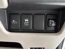 ＡＭ／ＦＭチューナー　オートエアコン　片側電動スライドドア　プッシュスタート　ハロゲン　格納式テーブル　ショッピングフック　キーフリー　１４インチフルホイールキャップ　エマージェンシーブレーキ（長野県）の中古車