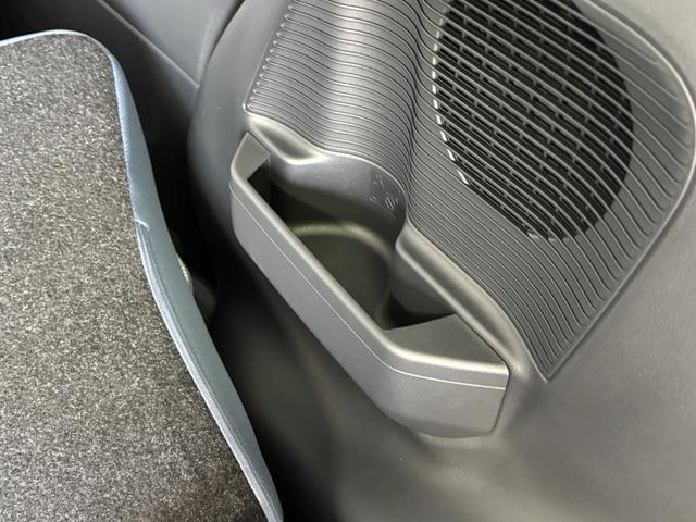 ムーヴキャンバスストライプスＧディスプレイオーディオ　オートエアコン　　バックカメラ　オートライト　シートヒーター　両側電動スライドドア　ＣＶＴ（長野県）の中古車