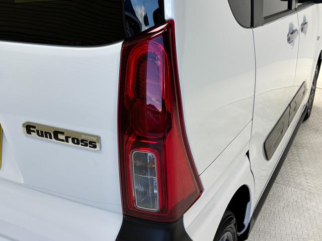 タントファンクロスリミテッドディスプレイオーディオ　バックカメラ　　　ＥＴＣ　シートヒーター　両側電動スライドドア　オートライト　オートエアコン　ＬＥＤヘッドランプ　ＬＥＤフォグランプ　クルーズコントロール　ＣＶＴ（長野県）の中古車