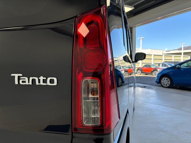 タントＸ防錆塗装済　ＣＤチューナー　ＵＳＢソケット　片側電動スライドドア　ミラクルオープンドア　両側シートヒーター　ＬＥＤ　オートライト機能　電動格納ミラー　格納式テーブル　電動パーキングブレーキ　キーフリー（長野県）の中古車
