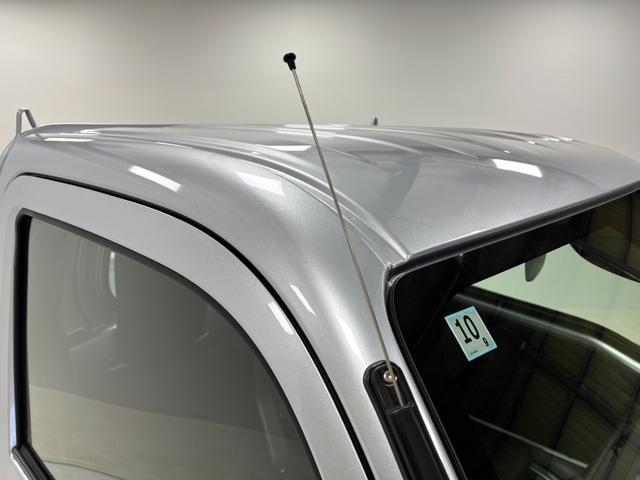 ハイゼットトラックスタンダード 農用スペシャルAM/FMチューナー パワーステアリング マニュアルエアコン スーパーデフロック 電子制御式4WD アクセサリーソケット LED大型荷台作業灯 ハロゲンヘッドランプ オートライト機能(長野県)の中古車