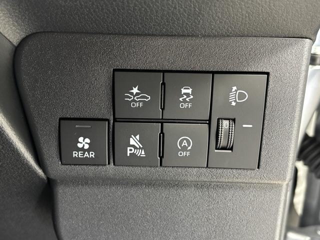 ハイゼットカーゴＤＸＡＭ・ＦＭチューナー　マニュアルエアコン　両側スライドドア　電子制御式４ＷＤ　フルフラット荷室　オーバーヘッドシェルフ　ハロゲンヘッドランプ　オートライト　キーレスエントリー　スマアシ（長野県）の中古車