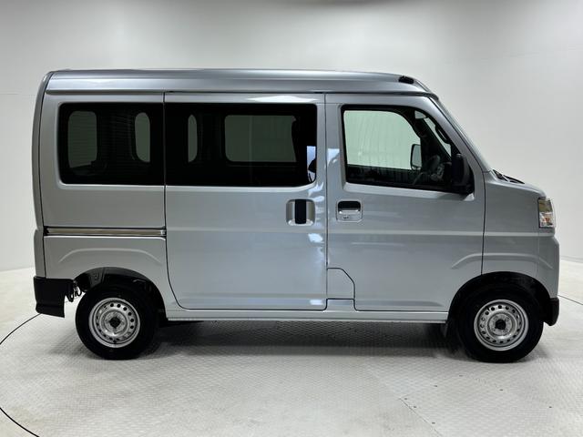 ハイゼットカーゴＤＸＡＭ・ＦＭチューナー　マニュアルエアコン　両側スライドドア　電子制御式４ＷＤ　フルフラット荷室　オーバーヘッドシェルフ　ハロゲンヘッドランプ　オートライト　キーレスエントリー　スマアシ（長野県）の中古車