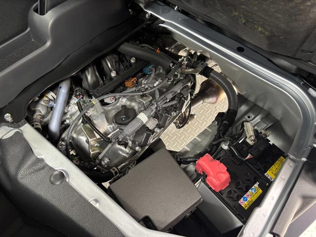 ハイゼットカーゴＤＸＡＭ・ＦＭチューナー　マニュアルエアコン　両側スライドドア　電子制御式４ＷＤ　フルフラット荷室　オーバーヘッドシェルフ　ハロゲンヘッドランプ　オートライト　キーレスエントリー　スマアシ（長野県）の中古車