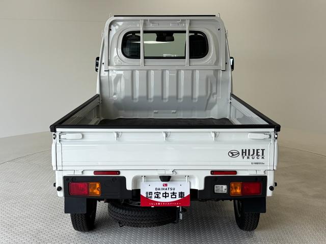 ハイゼットトラックスタンダードＡＭ・ＦＭラジオ　オートライト　マニュアルエアコン　ＭＴ　４ＷＤ（長野県）の中古車