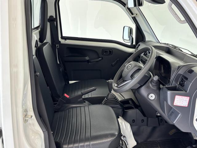 ハイゼットトラックスタンダードＡＭ・ＦＭラジオ　オートライト　マニュアルエアコン　ＭＴ　４ＷＤ（長野県）の中古車