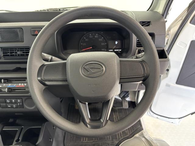 ハイゼットトラックスタンダードＡＭ・ＦＭラジオ　オートライト　マニュアルエアコン　ＭＴ　４ＷＤ（長野県）の中古車