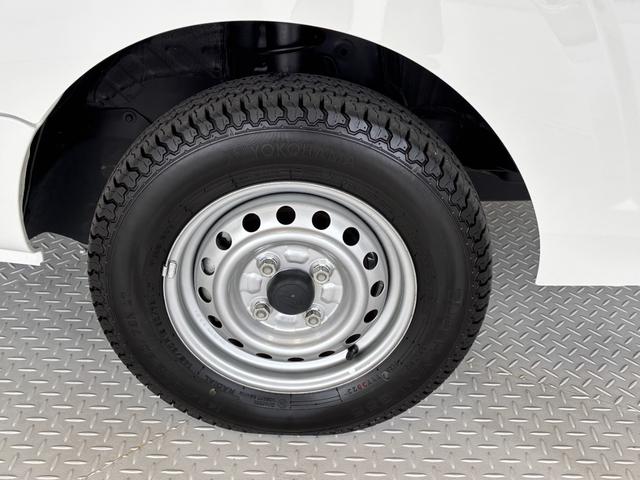 ハイゼットトラックスタンダードＡＭ・ＦＭラジオ　オートライト　マニュアルエアコン　ＭＴ　４ＷＤ（長野県）の中古車