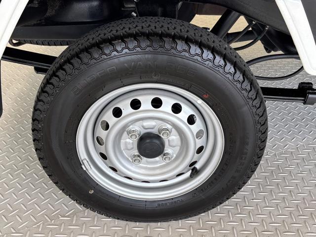 ハイゼットトラックスタンダードＡＭ・ＦＭラジオ　オートライト　マニュアルエアコン　ＭＴ　４ＷＤ（長野県）の中古車